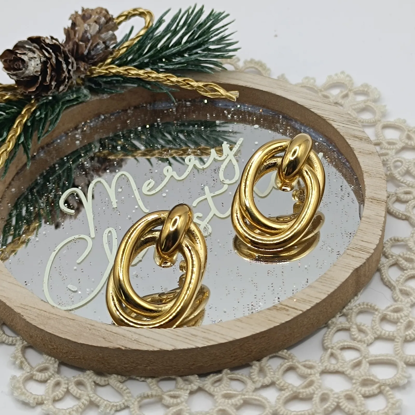 Σκουλαρίκια «Golden Knot Studs»