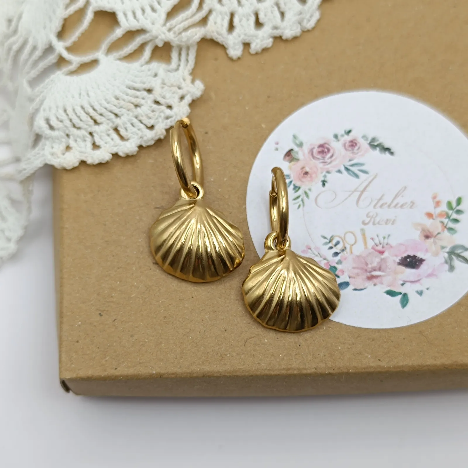 Σκουλαρίκια «Golden Siren Hoops»