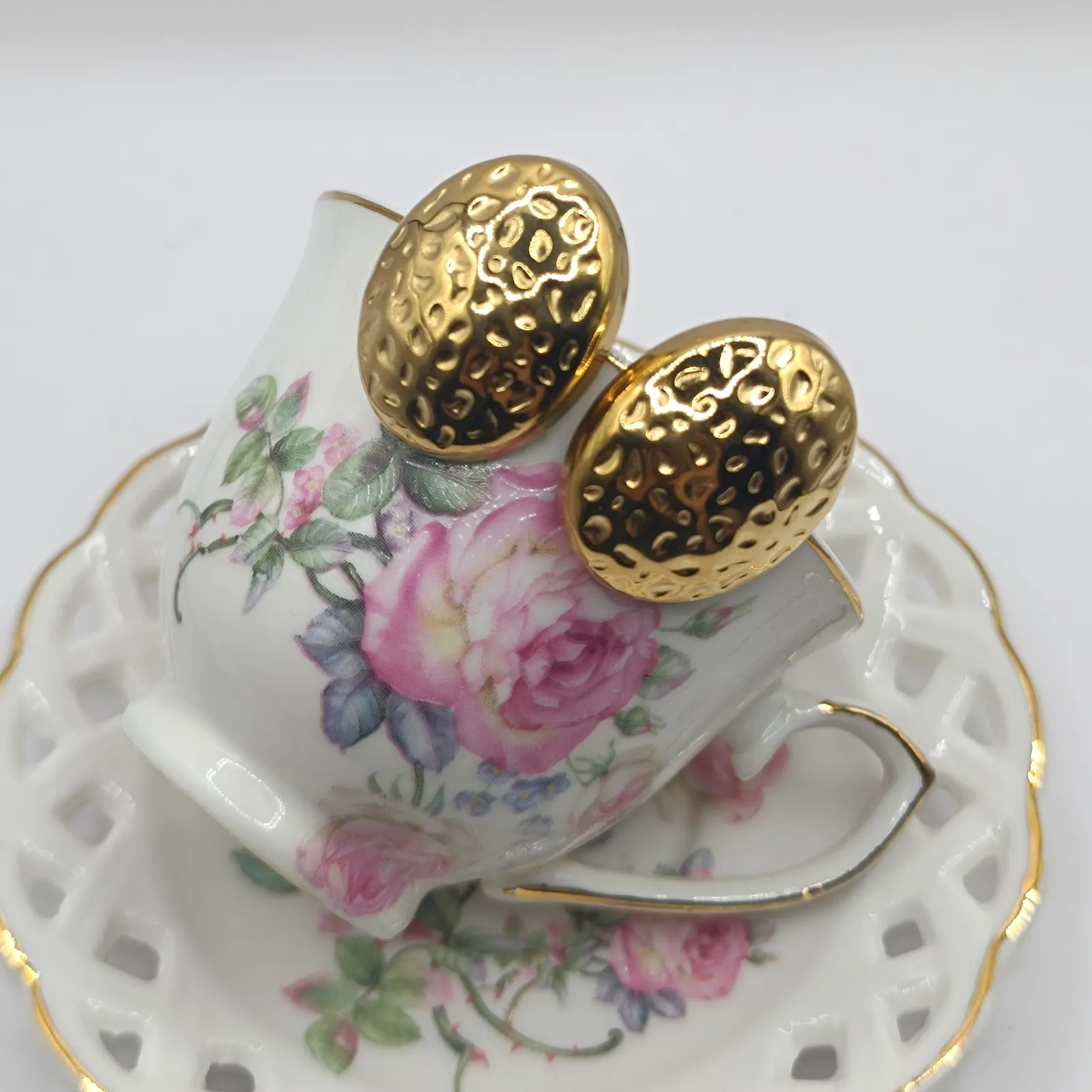 Σφυρήλατα Σκουλαρίκια «Golden Oval Clips»