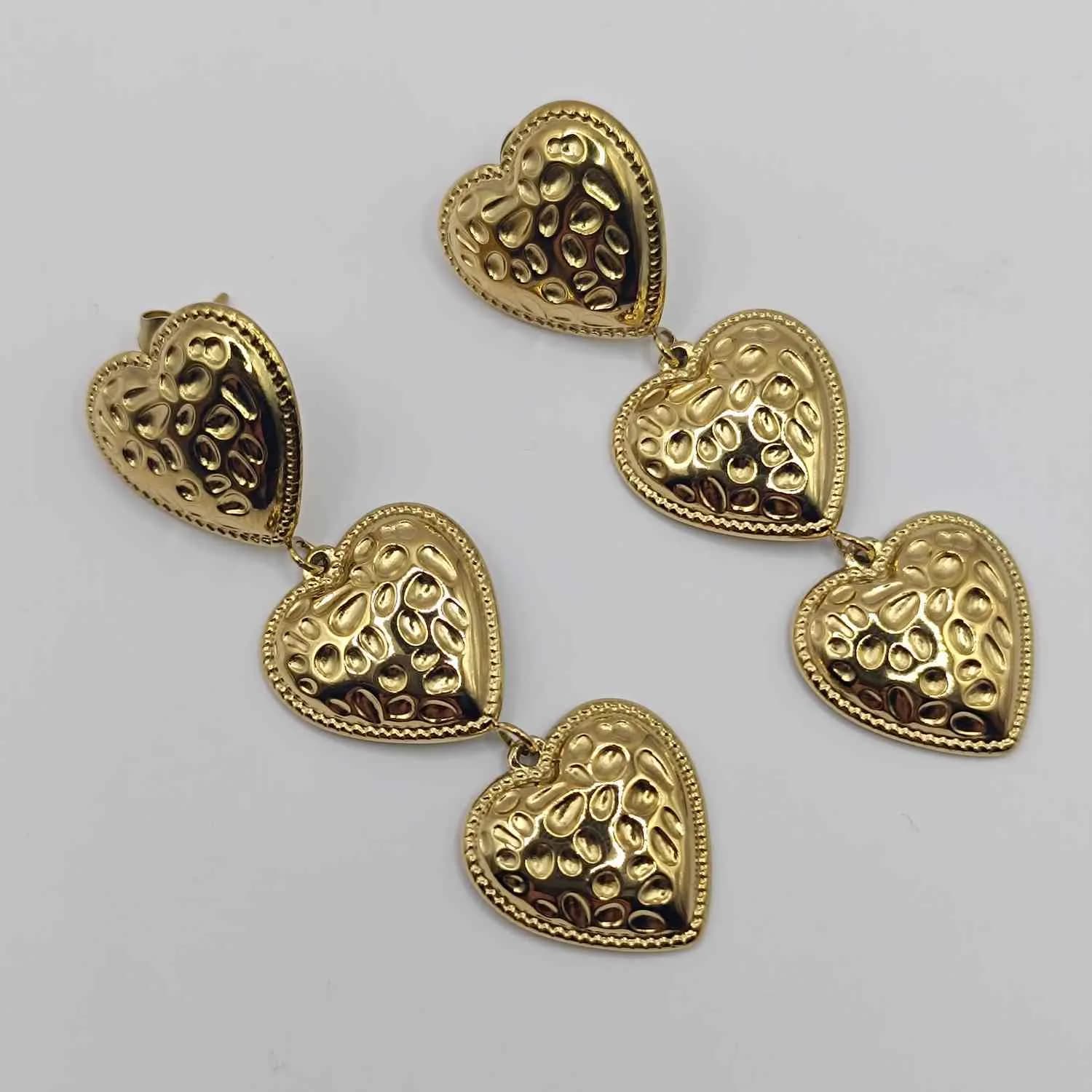 Σκουλαρίκια «Triple Heart Cascade»