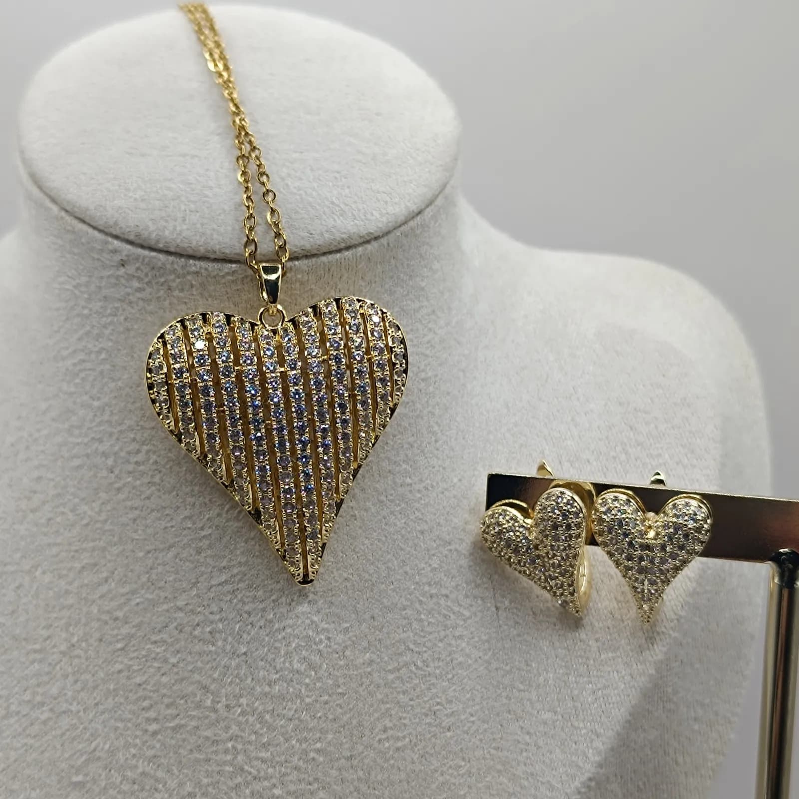 "Eternal Golden Heart"