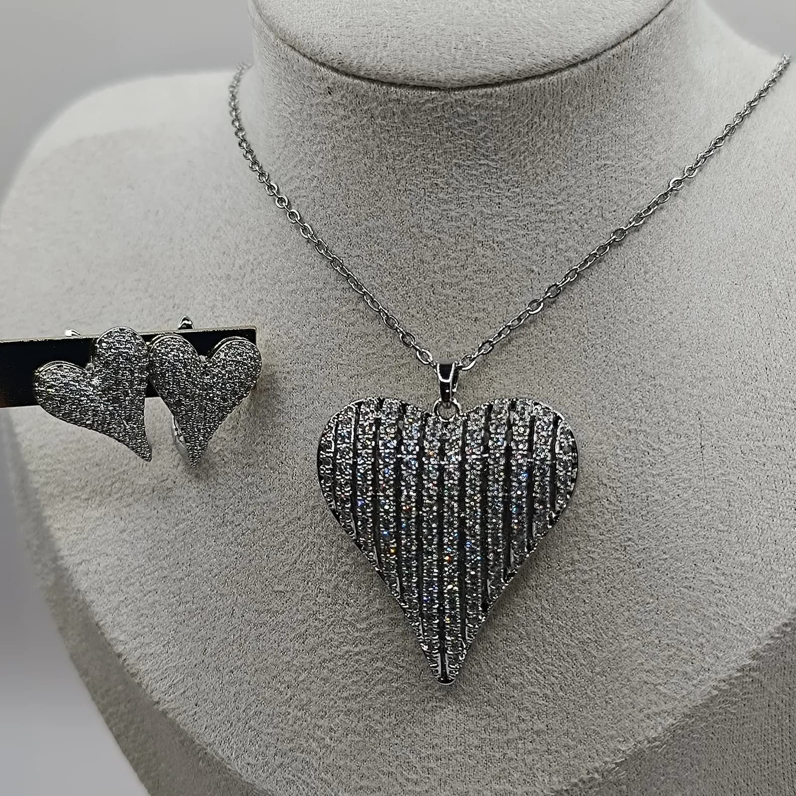 "Silver Puffy Heart Drops"