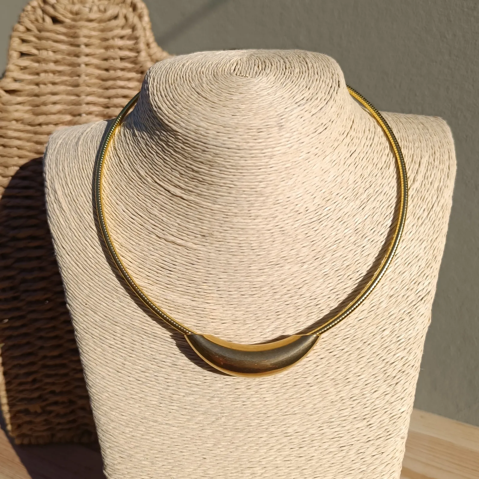 Κολιέ Choker "Golden Crescent"